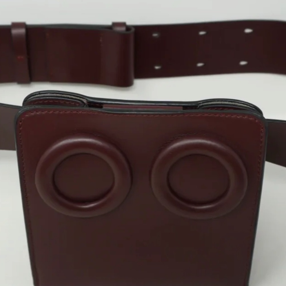 Elegant Boyy burgundy belt Bag